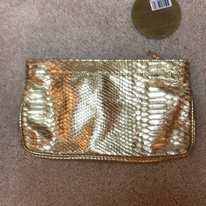 GUESS- Clutch/Makeup Bag